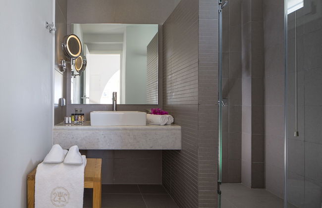 Poseidon of Paros - Photo 35