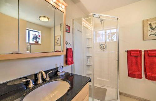 Idyllic Dolores Cabin with Fire Pit and Lake Views! - Foto 14