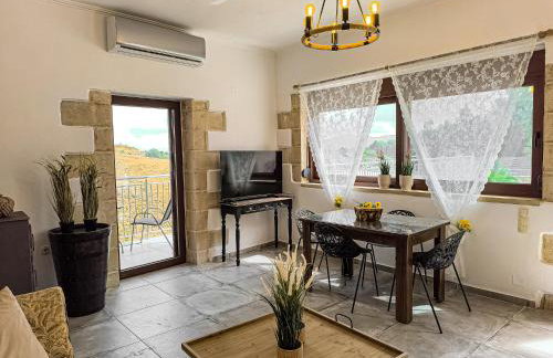 Achlades The Mountain Paradise Villas - Suite with a Private Jacuzzi, Pool, and a Balcony with an Amazing View! - Foto 11