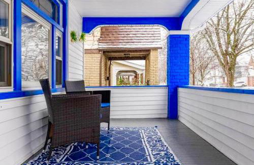 The Sapphire Haven - Your Old Brooklyn Oasis Awaits Families, Couples, Business Travelers Near Downtown With Parking, 300 MB WiFi & Self Check-In - Foto 66