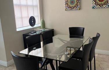 Renovated 2/2 Unit at Yacht Club/Aventura - Foto 12