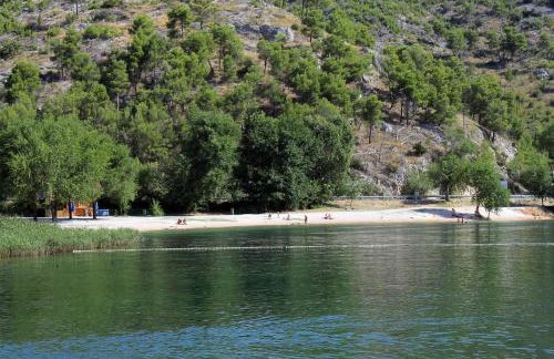 Apartments by the sea Bilice, Krka - 23875 - Photo 13