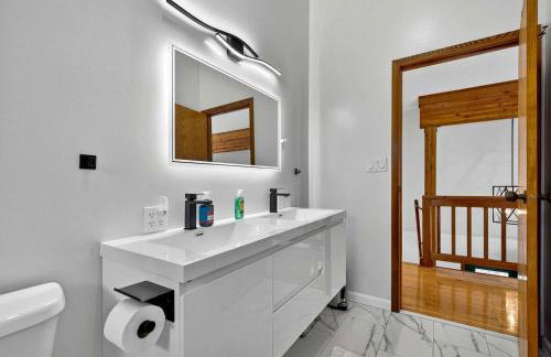 Modern Mountain Cabin with Hot Tub and Game Room Near Moorefield, West Virginia - Foto 55