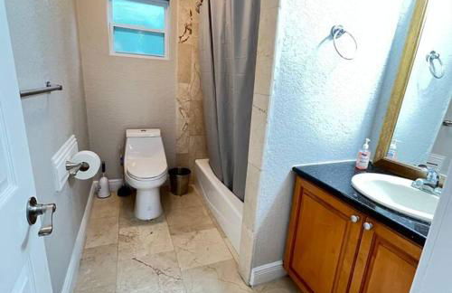 Resort Like house, 4 bedrooms, 3 bathrooms - Photo 47