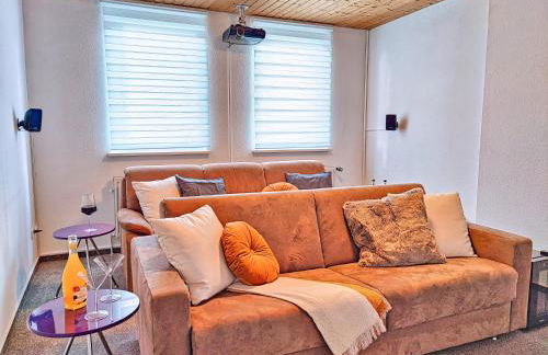 Early Year Deal - 150 qm Fachwerkhaus mit Heimkino & Privat-Sauna & Pool - Photo 5