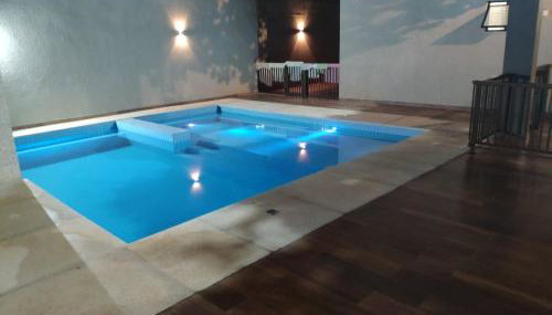 Casa moderna no centro próxima a atrações turísticas - Foto 4