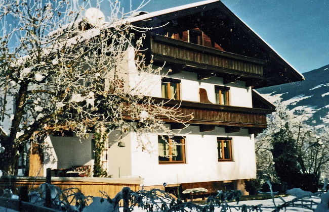 Spacious Apartment in Fügen near Ski Area - Foto 1