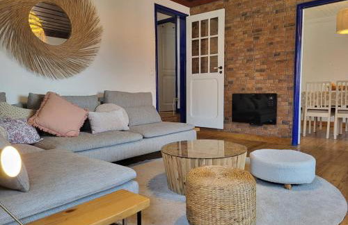 Charmingly Renovated Village House in Sintra, Penedo - Photo 2