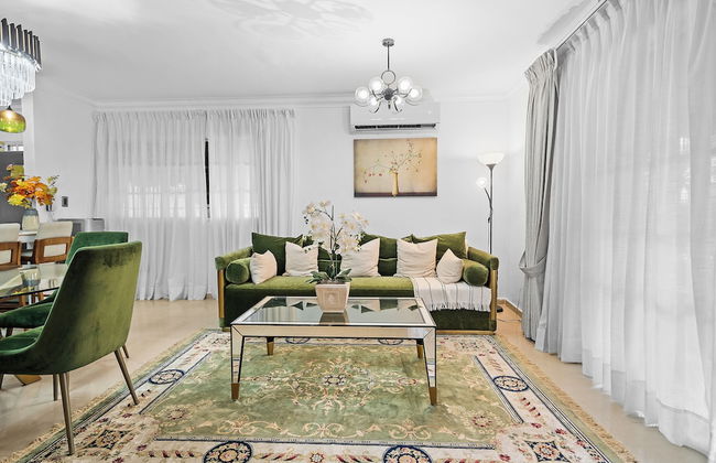 COZY ELEGANT 2BR SPACE - Foto 1