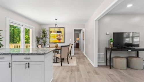 Spacious Mableton Home-Deck/Yard - Foto 4, Other