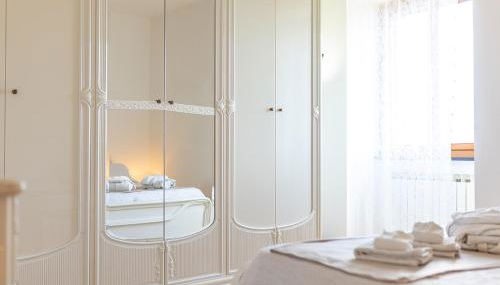 Appartamento tra le Cinque Terre, Camogli e Portofino con scorcio mare all'orizzonte - Foto 3, towels, wardrobe