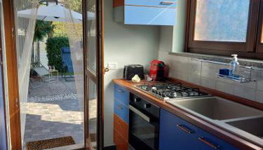 Arona - Lake Maggiore Entire Home - parking - Foto 5