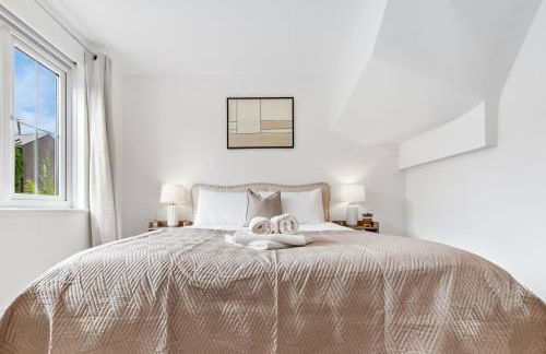 4 Bedroom House by Homestyles Hosts - Short Lets and Serviced Accommodation Islington - Private En-Suite - Foto 20