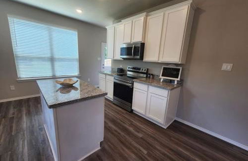 Spacious Retreat 5 Min from Lake Conroe - Foto 7