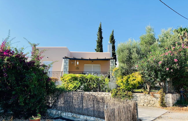 Beautiful, Modern, Luxuriously Villa, Private Swimming Pool 8 p NW Coast, Crete - Photo 30
