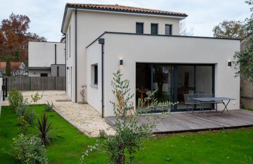 Maison moderne et spacieuse avec jardin à Pessac - Foto 2