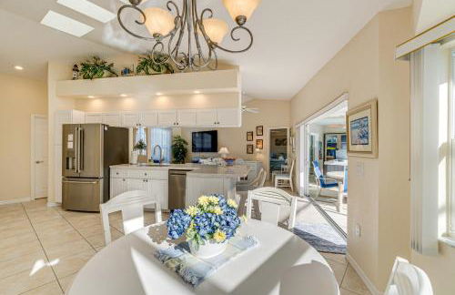Beachy Port Charlotte Home with Hot Tub and Pool! - Foto 10