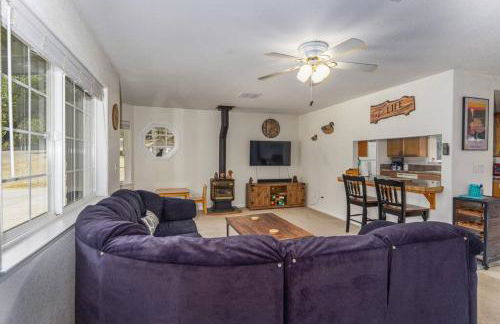 Acorn House - Charming house in green heaven with pool table with lovely backyard - Foto 14