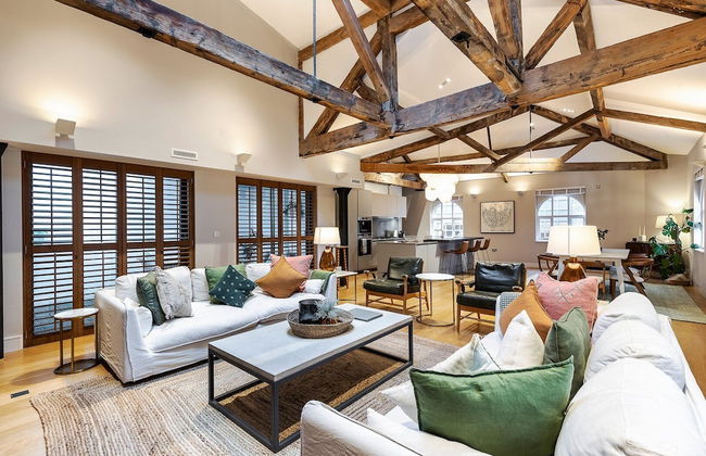 Pepys House: A Modern Touch of History - Foto 19