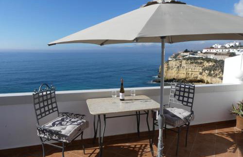 Ocean View Terrace, The Best Sea View, in front of Carvoeiro beach - Foto 8