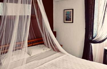 The Corner House - Charming Rustic Home in the Heart of Monchique - Foto 14