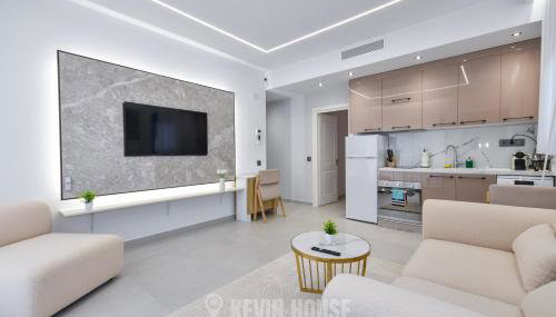 Kevin House - Serra Brava, Lloret de Mar - Photo 2, stove