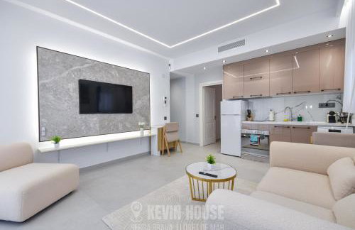 Kevin House - Serra Brava, Lloret de Mar - Photo 2