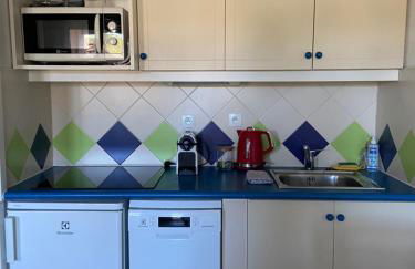 Domaine Valescure vue Piscine ou Pinede - Wifi - Foto 37