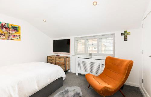 Stylish Modern 2 Bed with Parking - Pass the Keys - Foto 20