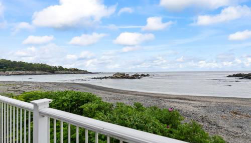 Tide's Edge Oceanfront Condo - Photo 3