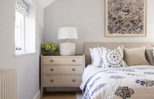 NEW - The Nook by The Butler Collection - Foto 20