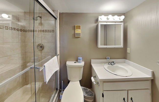 Daytona Beach Getaway #308 by Distinctive Beach Rentals - Photo 18