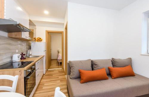 Apartment Đego near Ploce, riverfront, parking - Photo 3