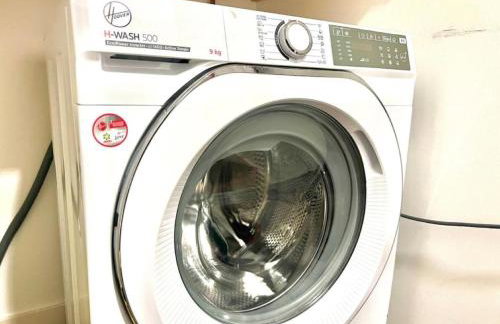 Modern High-Rise Flat in Media City! 2 Beds, 2 Baths - Foto 31