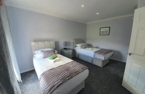 PREMIER - Kenilworth House - Photo 10