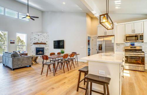 Modern Florissant Mountain Retreat with Deck and Grill - Foto 8