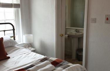 The Studio Apartment - Photo 11