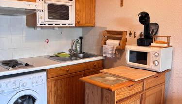 Studio cabine chaleureux à Pyrénées 2000 - WiFi et parking privé - Foto 4