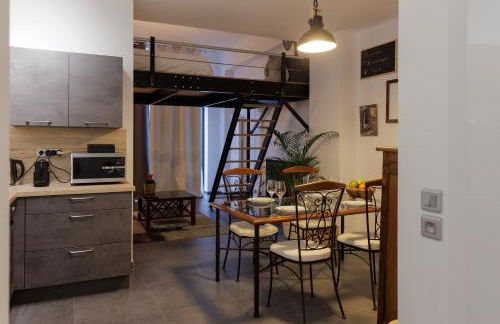 Manhattan Loft - centre - 5 mn à pied gare - parking privé - patio - Photo 49