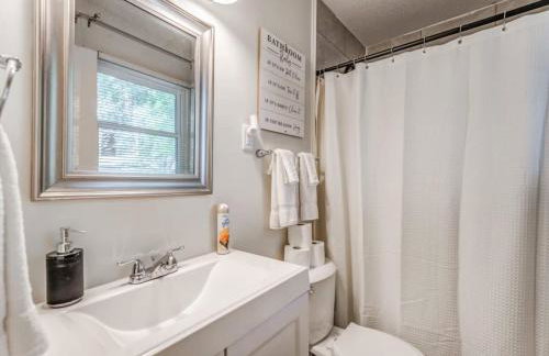 Near Parks & Shopping- Hickory Ridge Hideaway - Foto 8