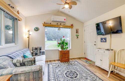 Remote Workers Welcome Tiny Home in Port Angeles! - Foto 1