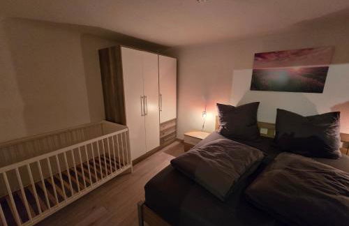 FERIENWOHNUNG 52m2 APARTMENT in ZITTAUER STADTZENTRUM INNENSTADT INNENRING TOP LAGE - WOHNEN AUF ZEIT IN ZITTAU - 2 RAUM WOHNUNG EINKAUFSSTRASSE - Foto 7