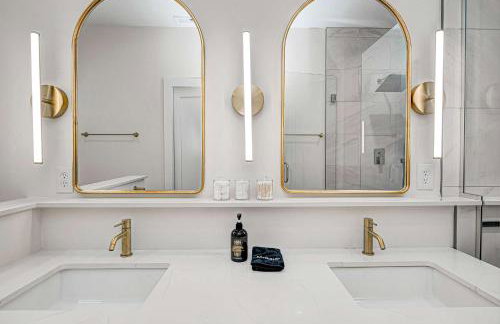 Stylish Getaway with Hot Tub-Near Downtown Indy-Family Friendly - Foto 47