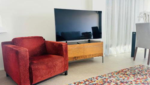 Modern Holiday Apartments - Photo 4