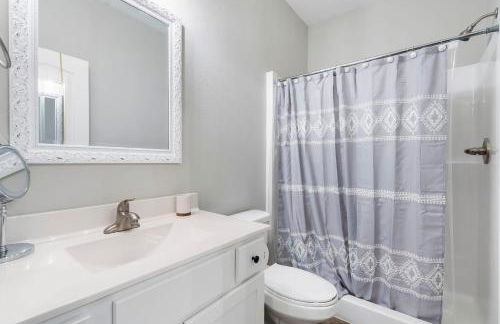 Private Hot Tub, Lake View, 32400 of Free Daily Tickets, Unique Floor Plan! - Foto $