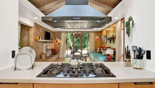 Midcentury Modern - Pool & Hot tub - Retro Retreat - Foto 3