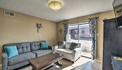 Game Day Retreat Pool Access, 2 Mi to Texas A and M - Foto 4