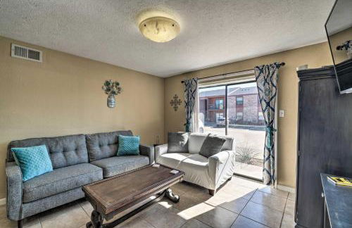 Game Day Retreat Pool Access, 2 Mi to Texas A and M - Foto 4