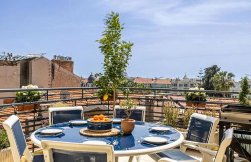 Luxurious penthouse, 2 bedroom suites, 3 spacious terraces, gorgeous views of mountains and sea, - Foto 33