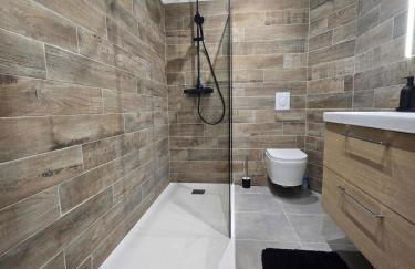 L'écrin des Halles 81 m2 Alès center 8 Beds - Foto 3